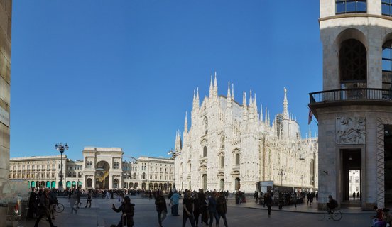 Milan Cathedral (Duomo di Milano) and Piazza del Duomo with tourists on sunny day, Milano, Italy