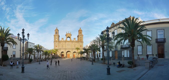 Cathedral of Santa Ana at golden hour in Plaza de Santa Ana, Las Palmas de Gran Canaria, Spain