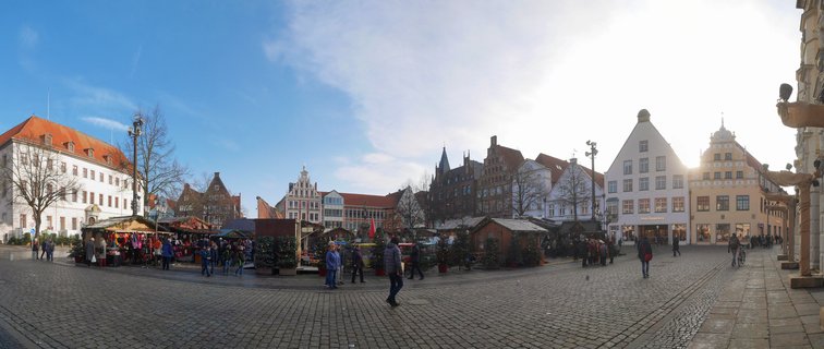 Christmas Market at Lüneburg Market Square with Historic Hanseatic Buildings